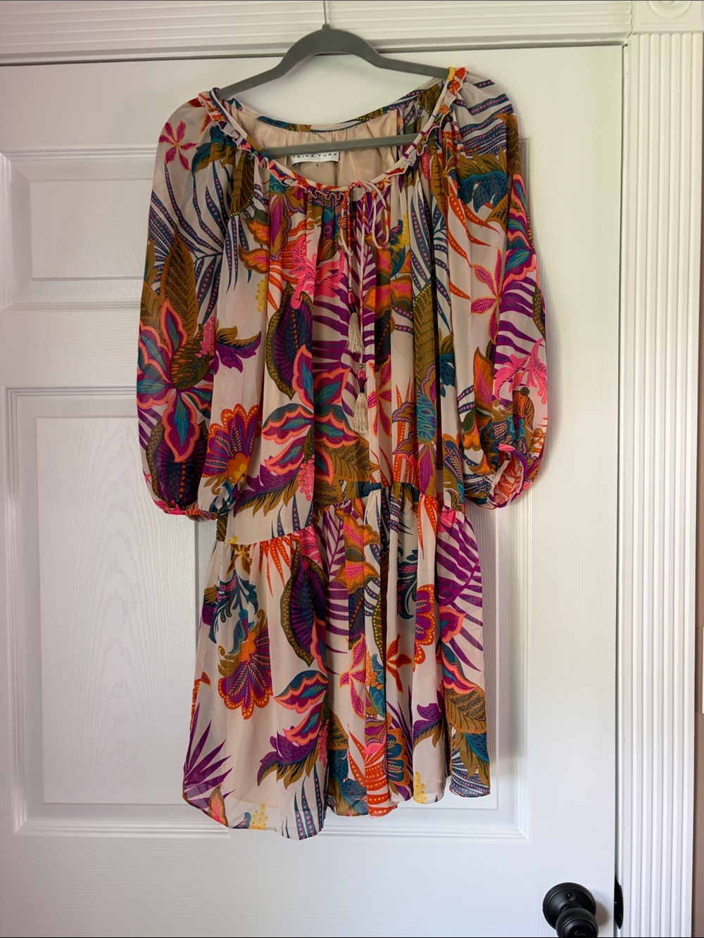 Final sale- like new worn once-Trina Turk Multicolor Tropical Print